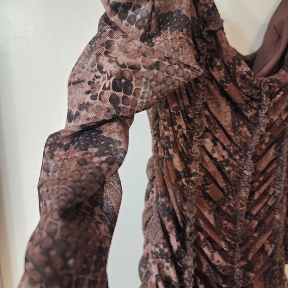 H:ours Midi Cocktail Shear Python Fabric with glove sleeves - Picture 5 of 6